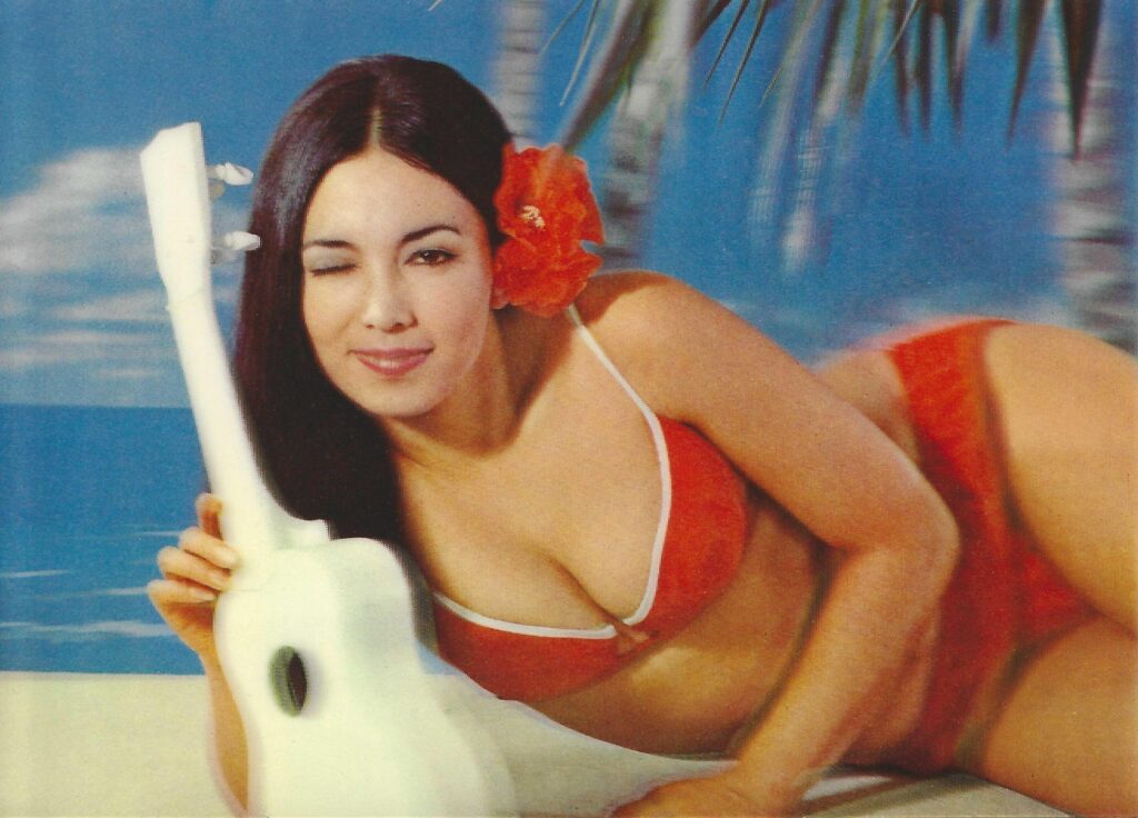 Mrugająca kobieta pocztówka trójwymiarowa 3D